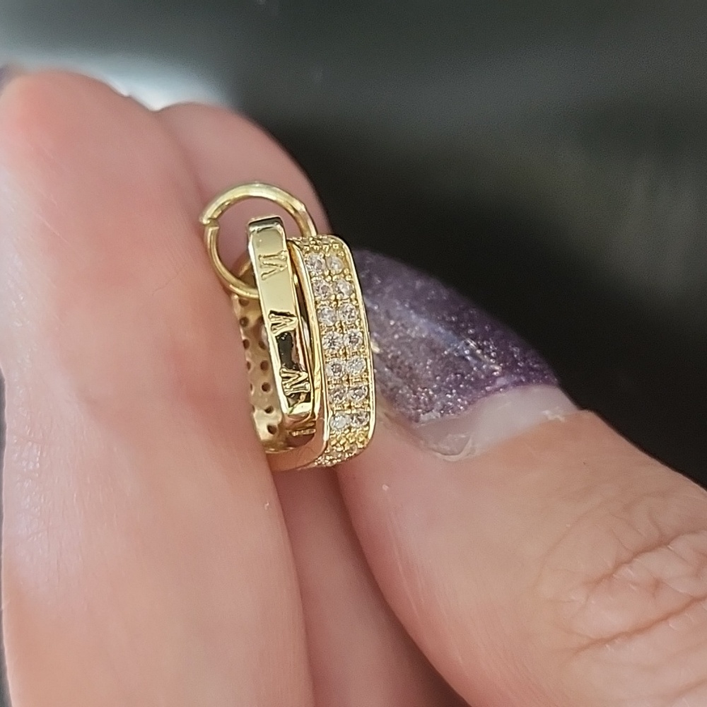 Golden earrings - Picture 4 of 5